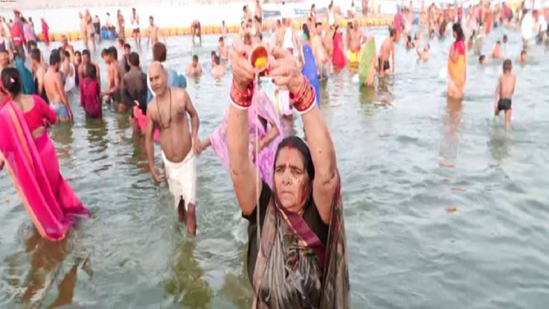 UP: Devotees take holy dip in River Ganga; offer prayers on Somvati Amavasya at Prayagraj